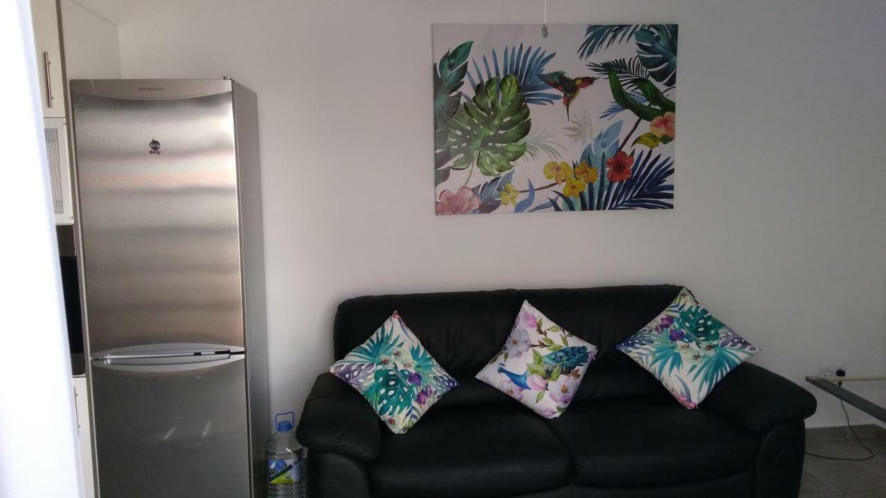 Puerta Del Sol Apartment กาเลตาเดฟุสเต ภายนอก รูปภาพ