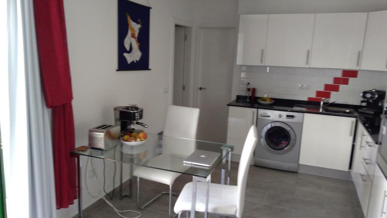 Puerta Del Sol Apartment กาเลตาเดฟุสเต ภายนอก รูปภาพ